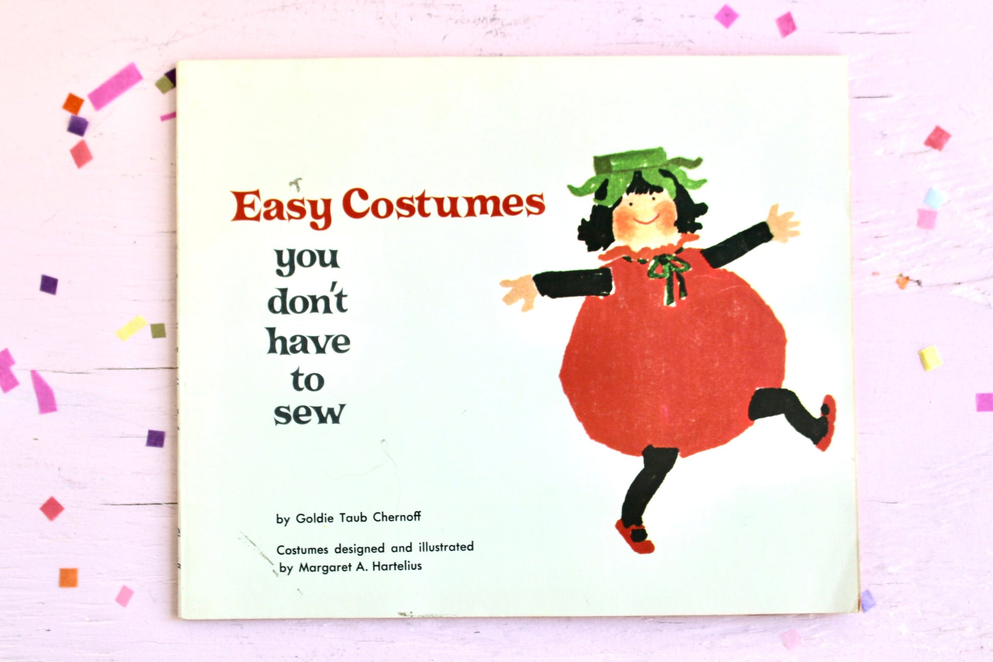 Halloween Costumes Kids Activity Book, Vintage 80s Easy Costumes You Don't Have to Sew, Retro Halloween Craft Book