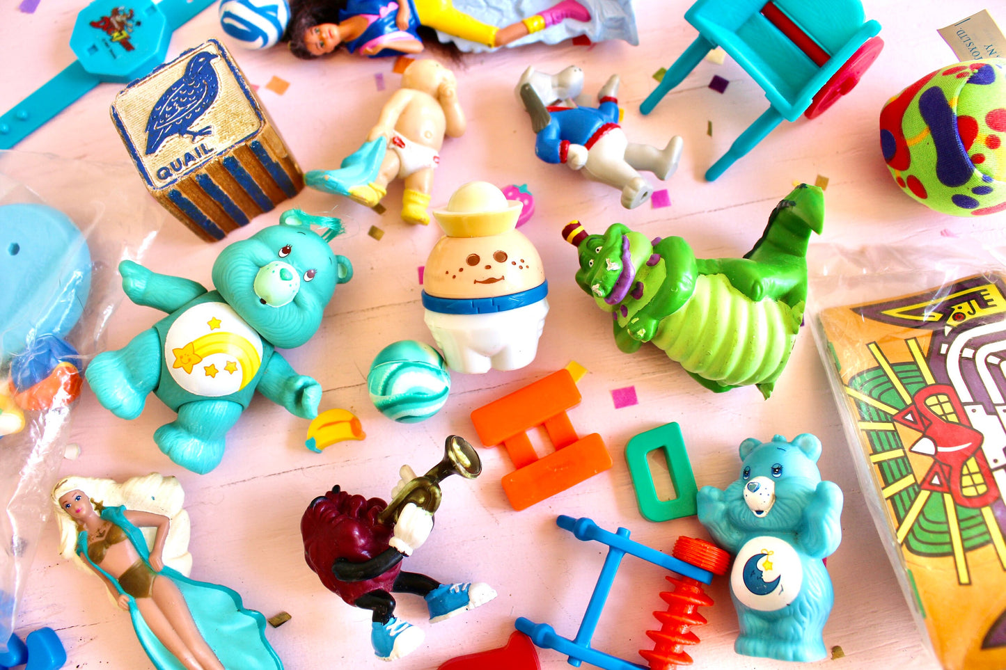 Mystery Small Toys Grab Bag, 80s 90s Nostalgia Box, Vintage McDonalds Toys, Disney Toys, Retro Keychains Erasers, Barbie, Disney, Trolls