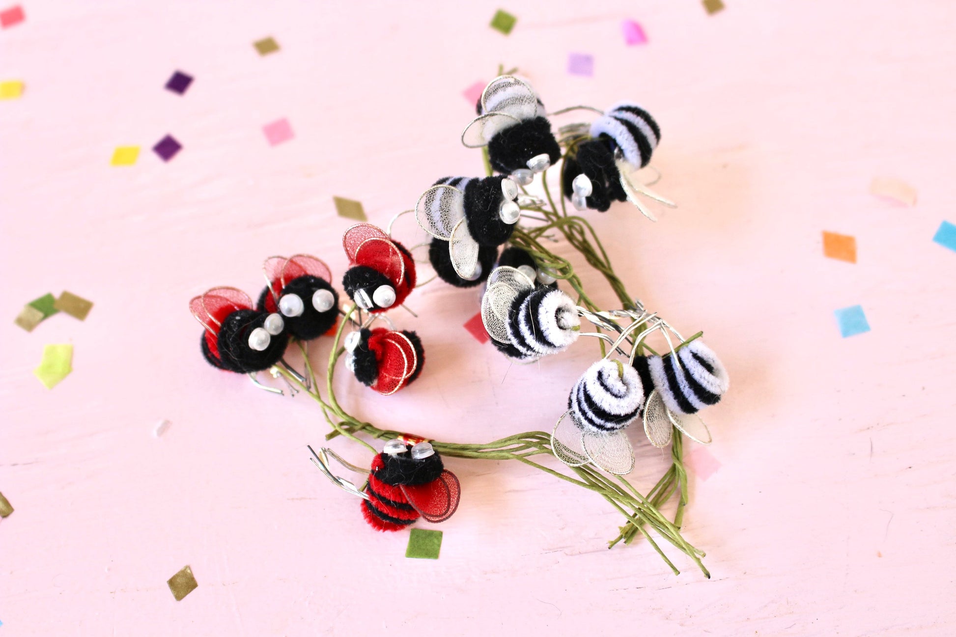 Vintage Chenille Bees for Crafts, Set of 14, Red Black White Pipe Cleaner Bees Googly Eyes, Retro Spring Craft Supplies, Bee Craft Supplies