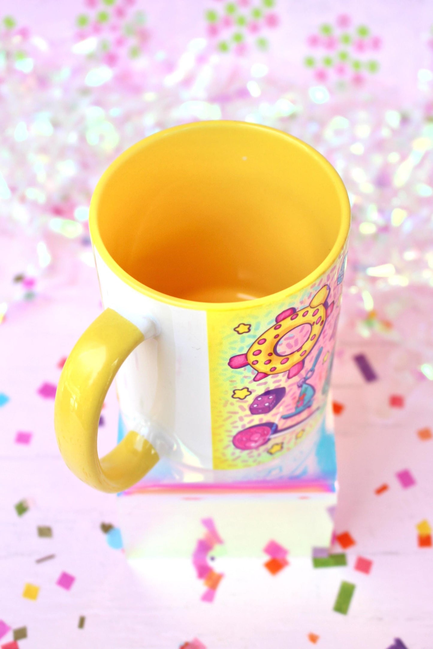 Retro Kids Ceramic Coffee Mugs, Cute Yellow Beach Drinkware, 80s 90s Nostalgia Gifts for Her, Colorful Tea Cups for Mom, Best Friend Gift