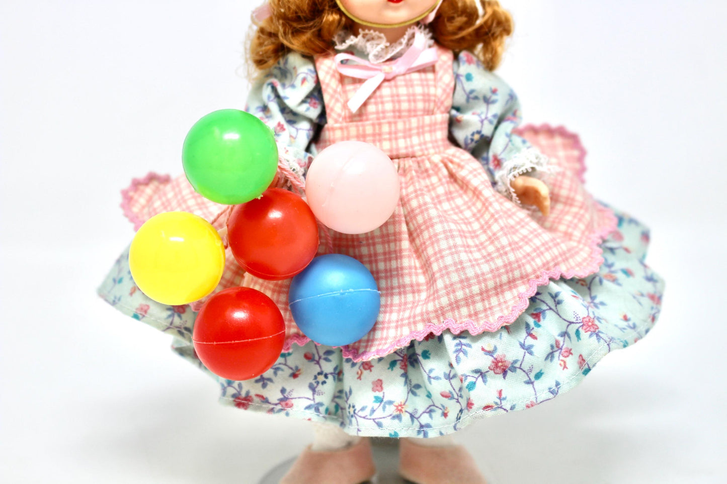 Madame Alexander Birthday Doll with Balloons, 1980s Madame Alexander Birthday Gift Porclain Doll, Vintage Birthday Girl Doll