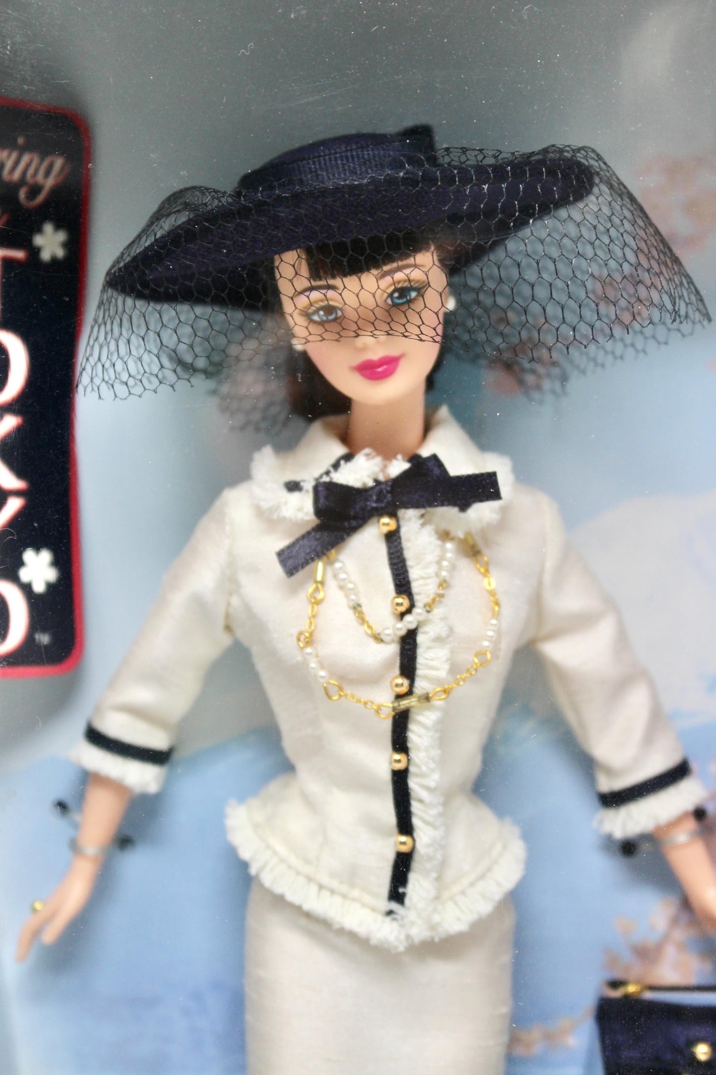 Barbie Spring In Tokyo in Original Box, 1999 City Seasons Collection, Vintage 90s Chic Urban Black and Ivory Fashion, Vintage Barbie Doll