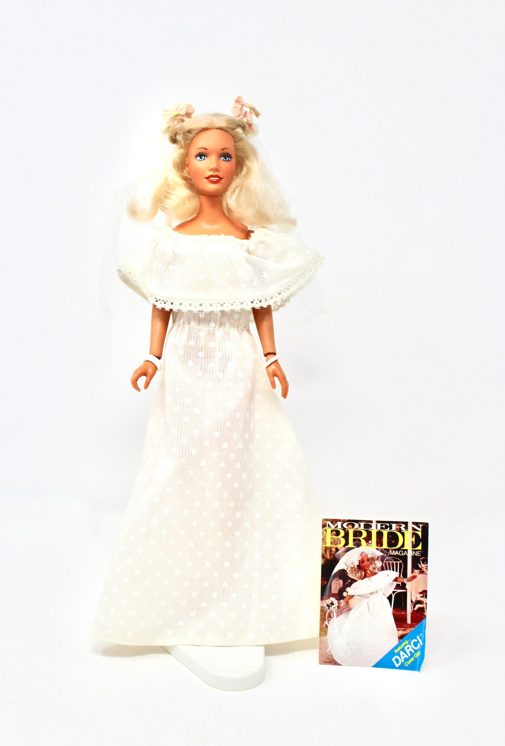 Wedding Belle Darci Cover Girl Lifestyle Fashion, White Bride Dress Veil Outfit for Darci Jem Dolls