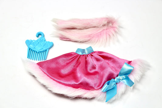 Cotton Candy Sugar Puff Cupcake Doll Skirt Comb and Fur Trimmed Wrap Accessories by Kenner, 90s Vintage Cupcake Doll Clothes