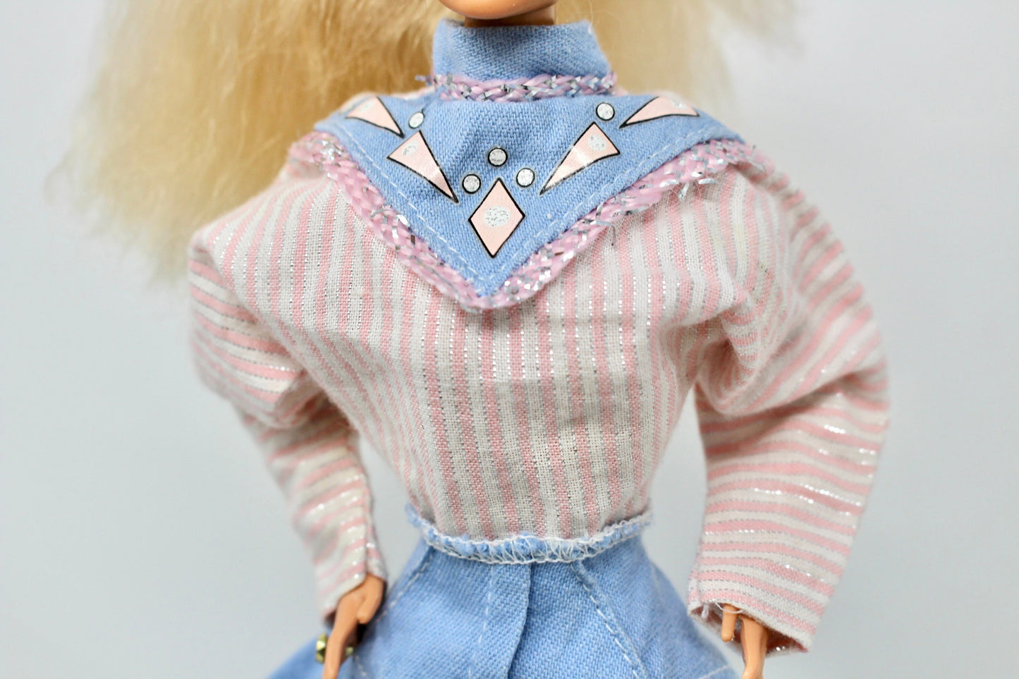 Feeling Fun Jeans Barbie Doll in The Jeans Look Fashion #4333, Vintage 80s Barbie in Denim Skirt Silver Pink Top, Western Barbie Fashion