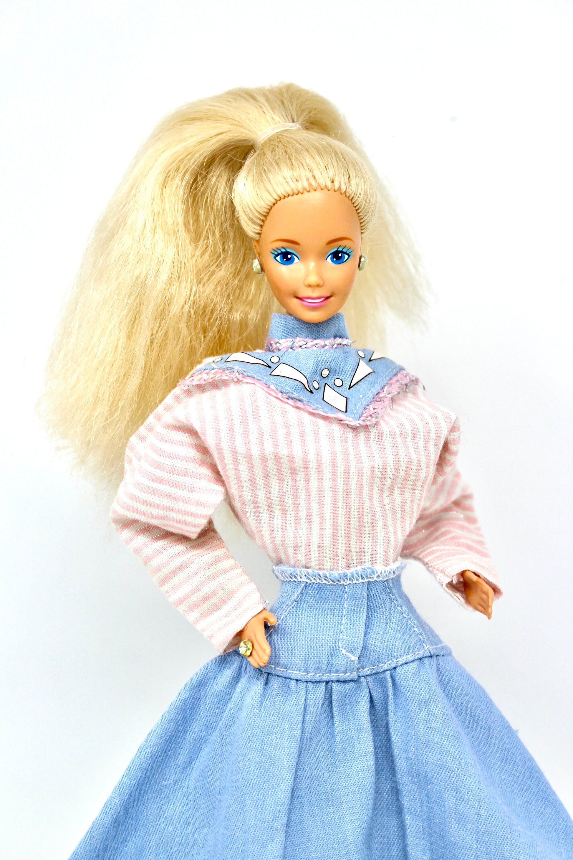 Feeling Fun Jeans Barbie Doll in The Jeans Look Fashion #4333, Vintage 80s Barbie in Denim Skirt Silver Pink Top, Western Barbie Fashion