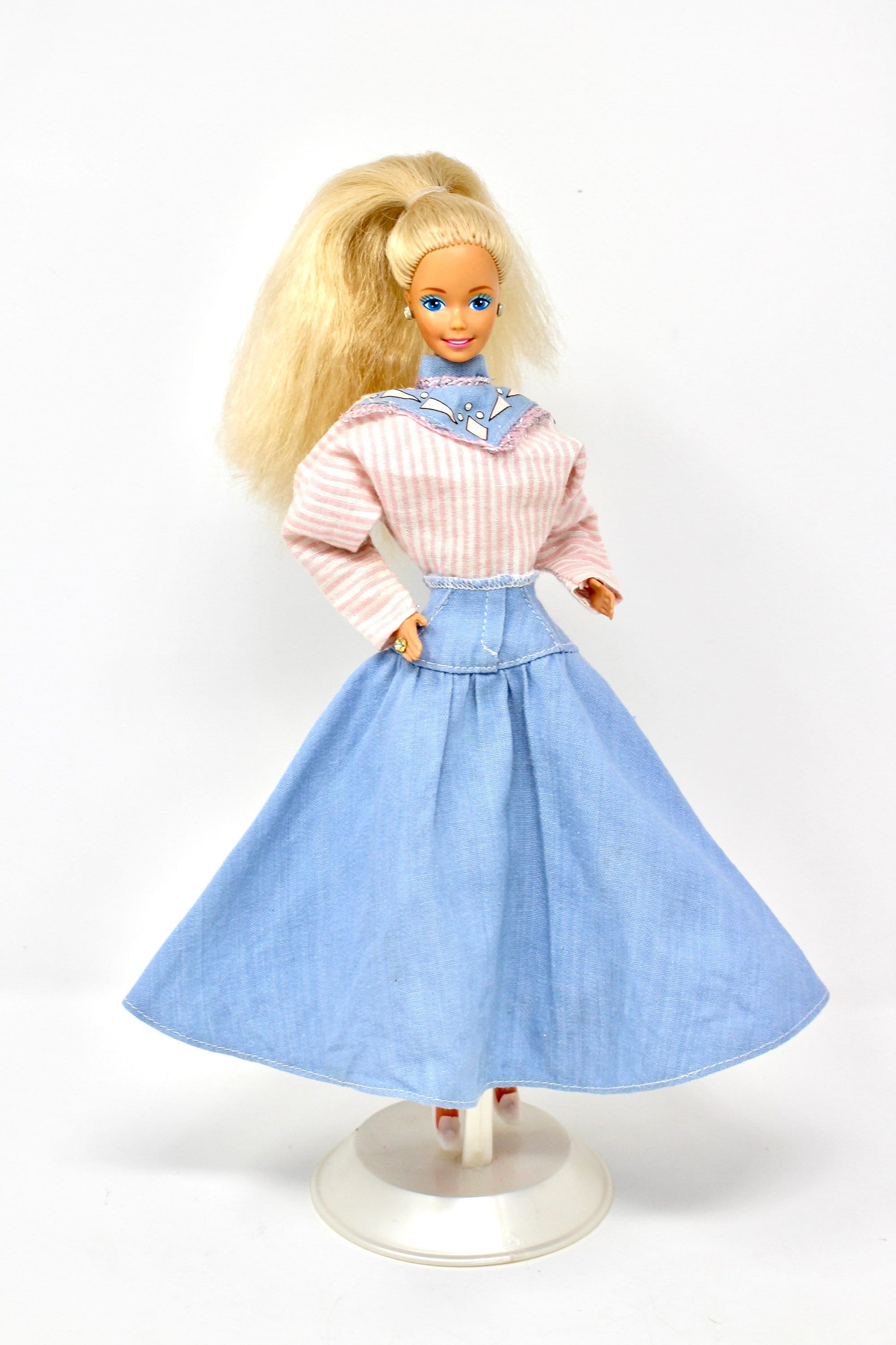 Feeling Fun Jeans Barbie Doll in The Jeans Look Fashion #4333, Vintage 80s Barbie in Denim Skirt Silver Pink Top, Western Barbie Fashion