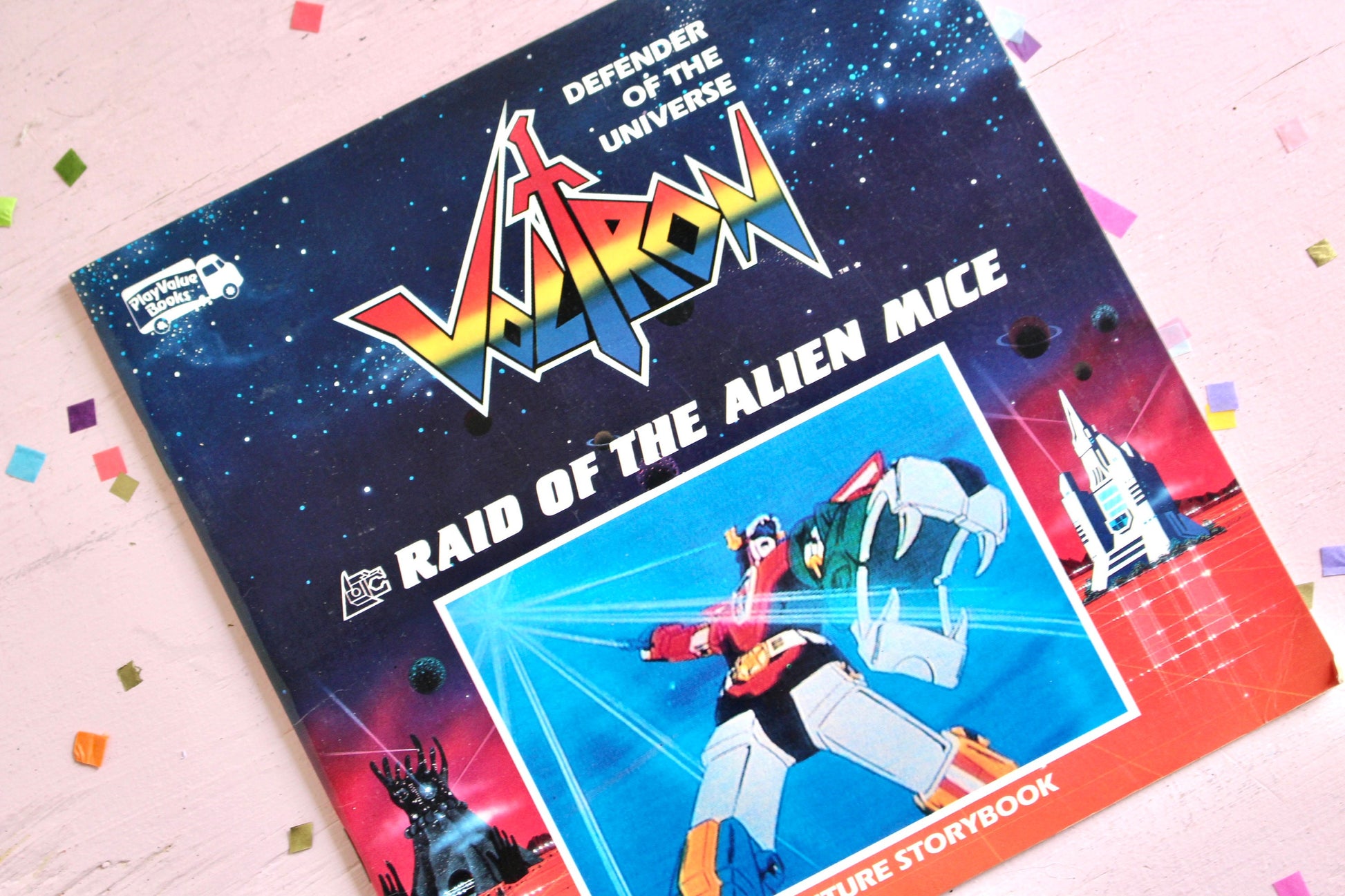 Voltron Softcover Kids Book, Raid of the Alien Mice, Vintage 80s Voltron Kids Toy