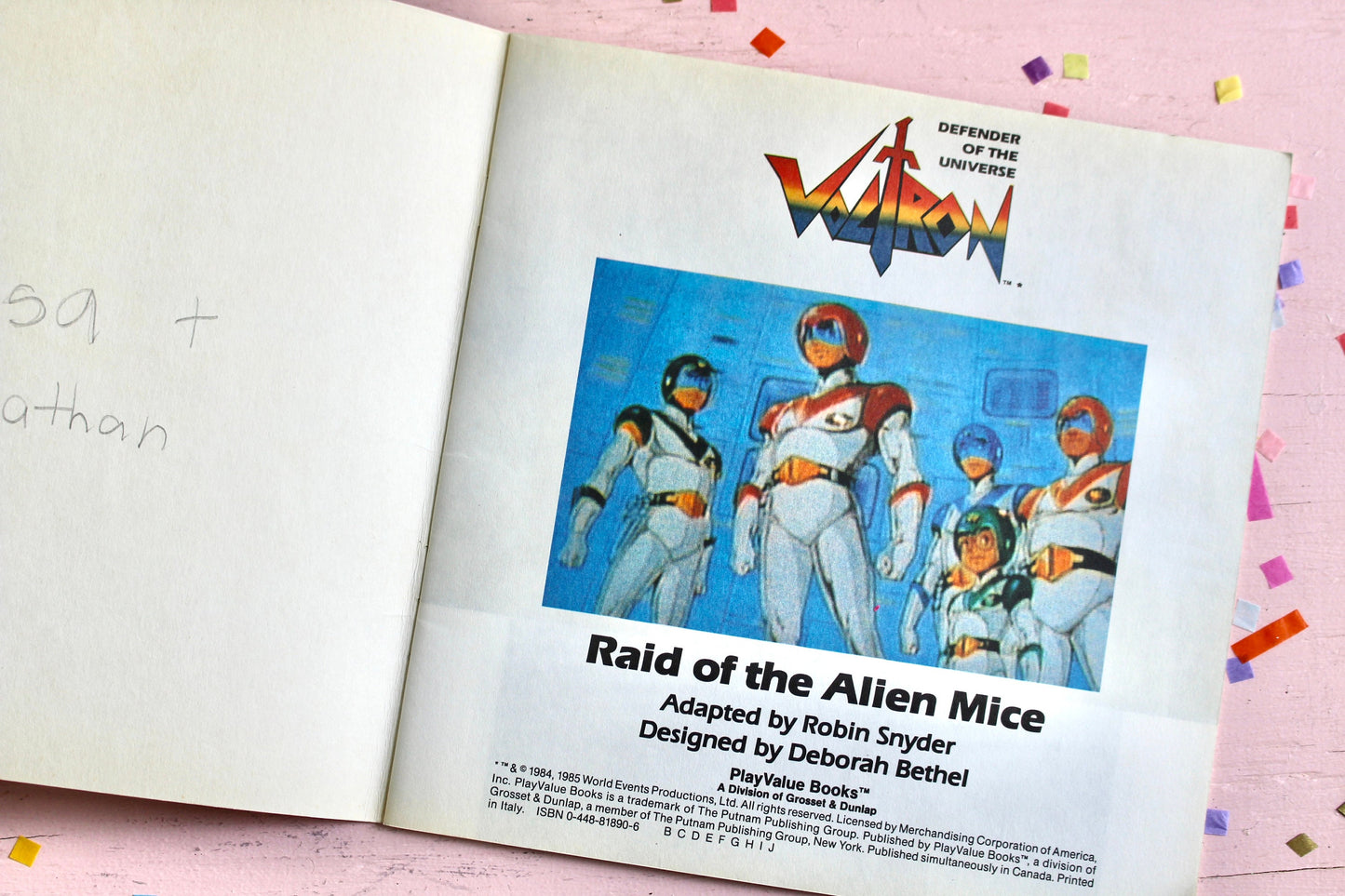 Voltron Softcover Kids Book, Raid of the Alien Mice, Vintage 80s Voltron Kids Toy