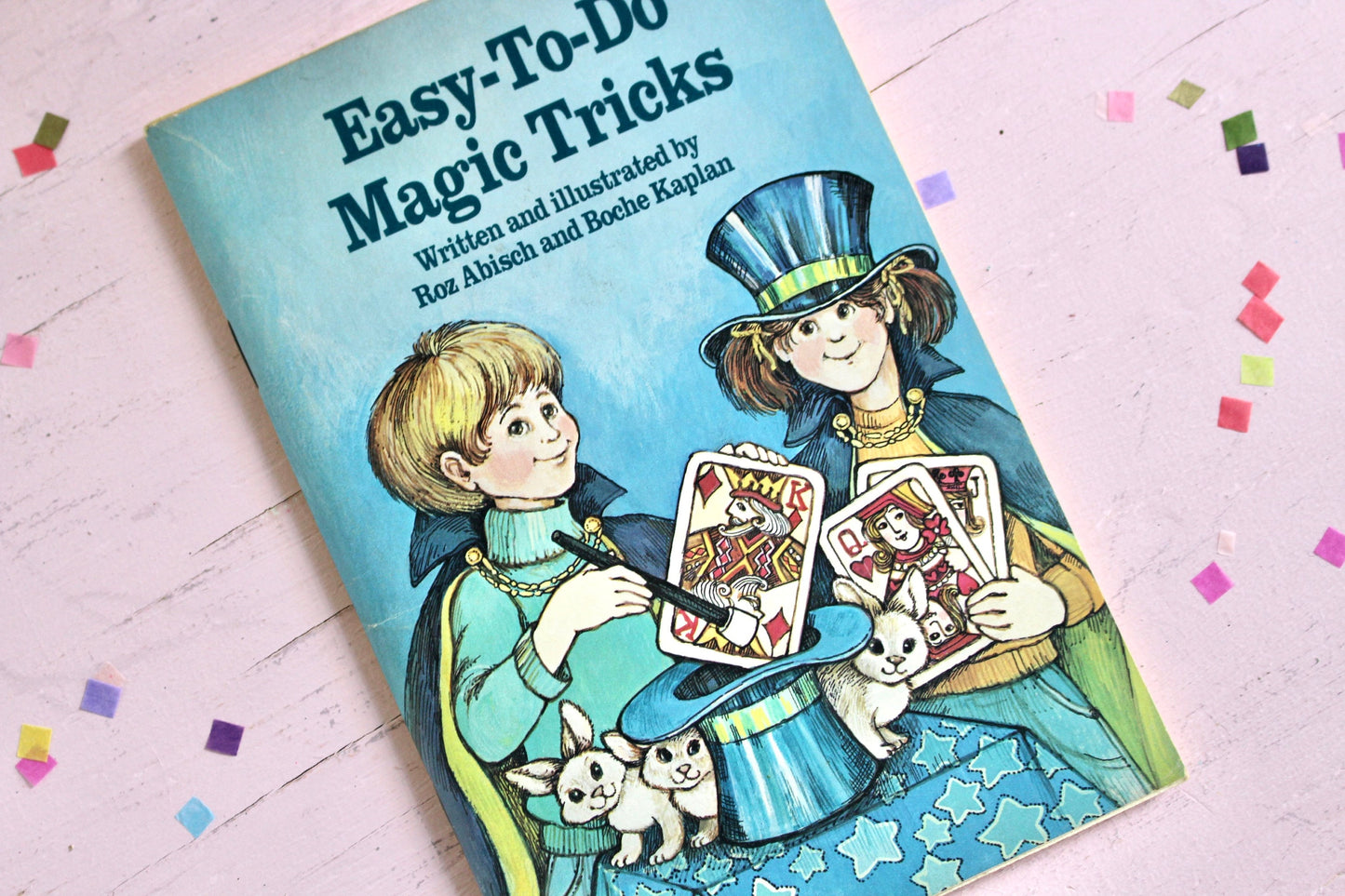 Easy to do Magic Tricks Kids Softcover Book, Vintage 80s Magician Kids Activity Book, Retro Magician Kids Gift