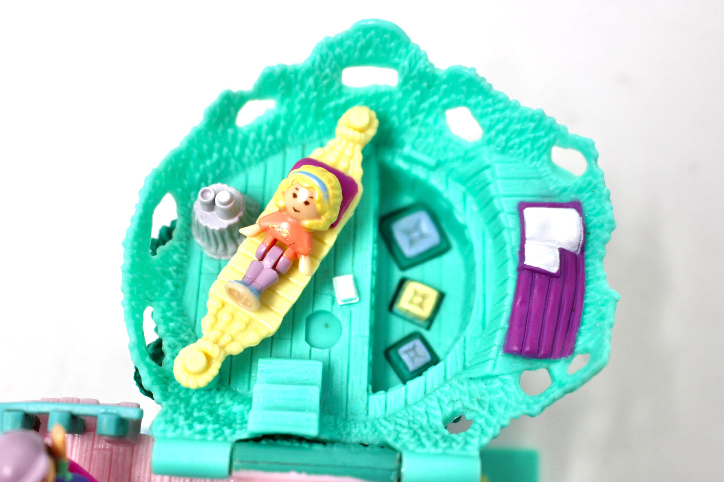 Pollyville Treehouse Polly Pocket Complete Compact Set, Vintage Miniature Polly Figure Toys, 90s Bluebird Polly Pocket Tree House Toy