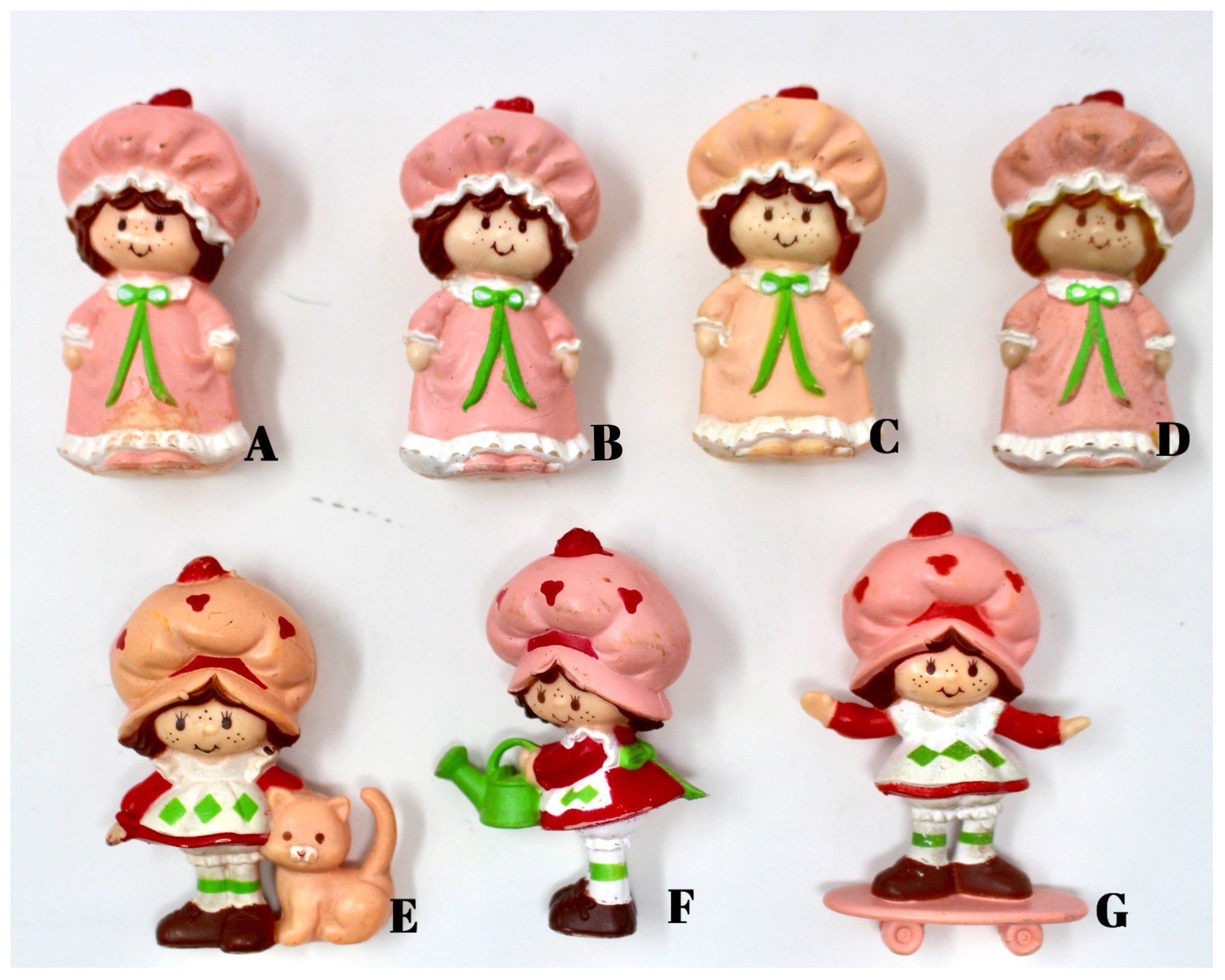 Vintage Strawberry Shortcake Mini PVC Figures- Choose Your Own- 80S SSC Miniature Scented Toys, Strawberryland Miniature Cartoon Toy Figures