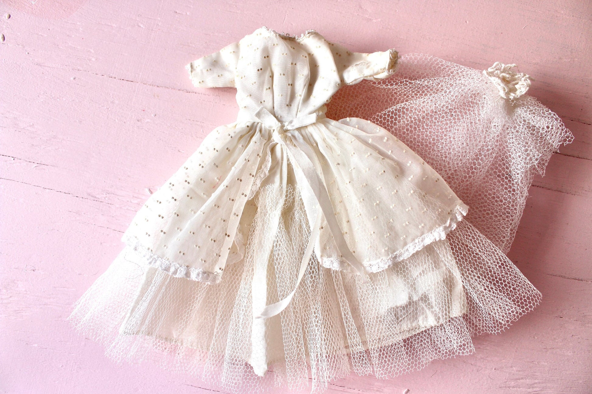 1960s Barbie Doll Wedding Outfit, Clone Handmade Vintage Barbie Clothes, Mod Bridal Barbie Clothes, Vintage Doll Bride Dress with Veil