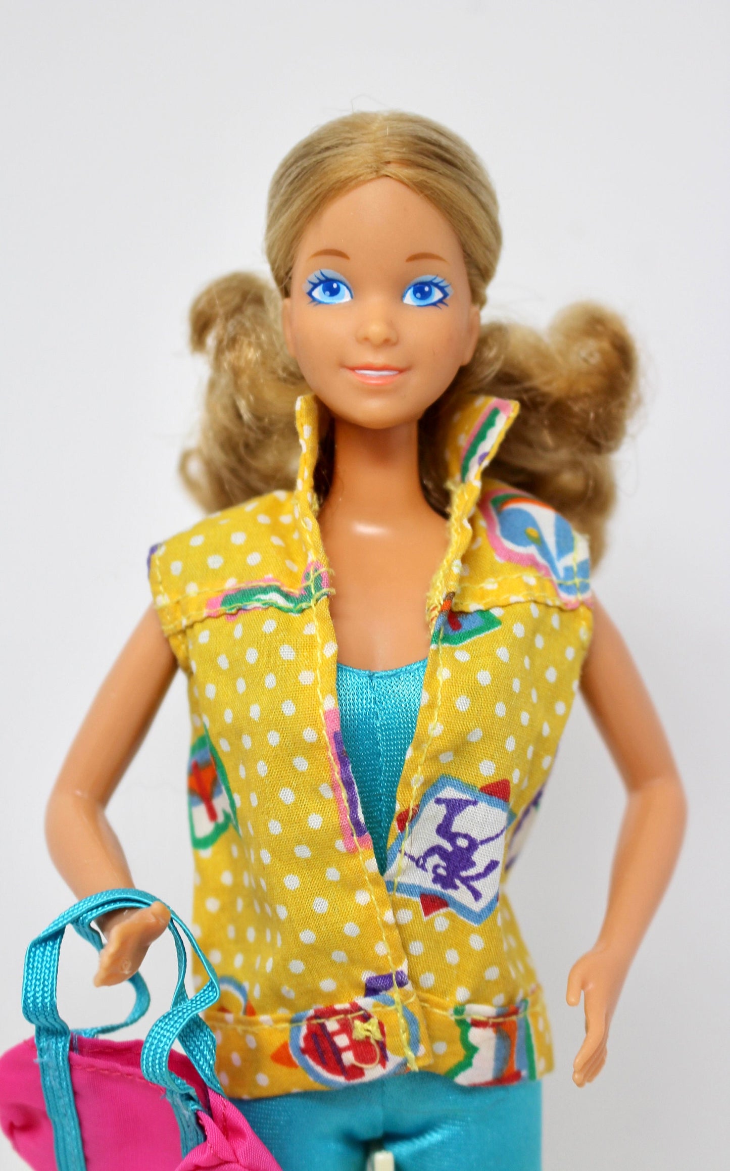 Heart Family Mom Doll, Vintage Heart Family Barbie Doll in Beach Outfit, Great Shapes California Dream Barbie Outfit, 1980 Heart Family Doll