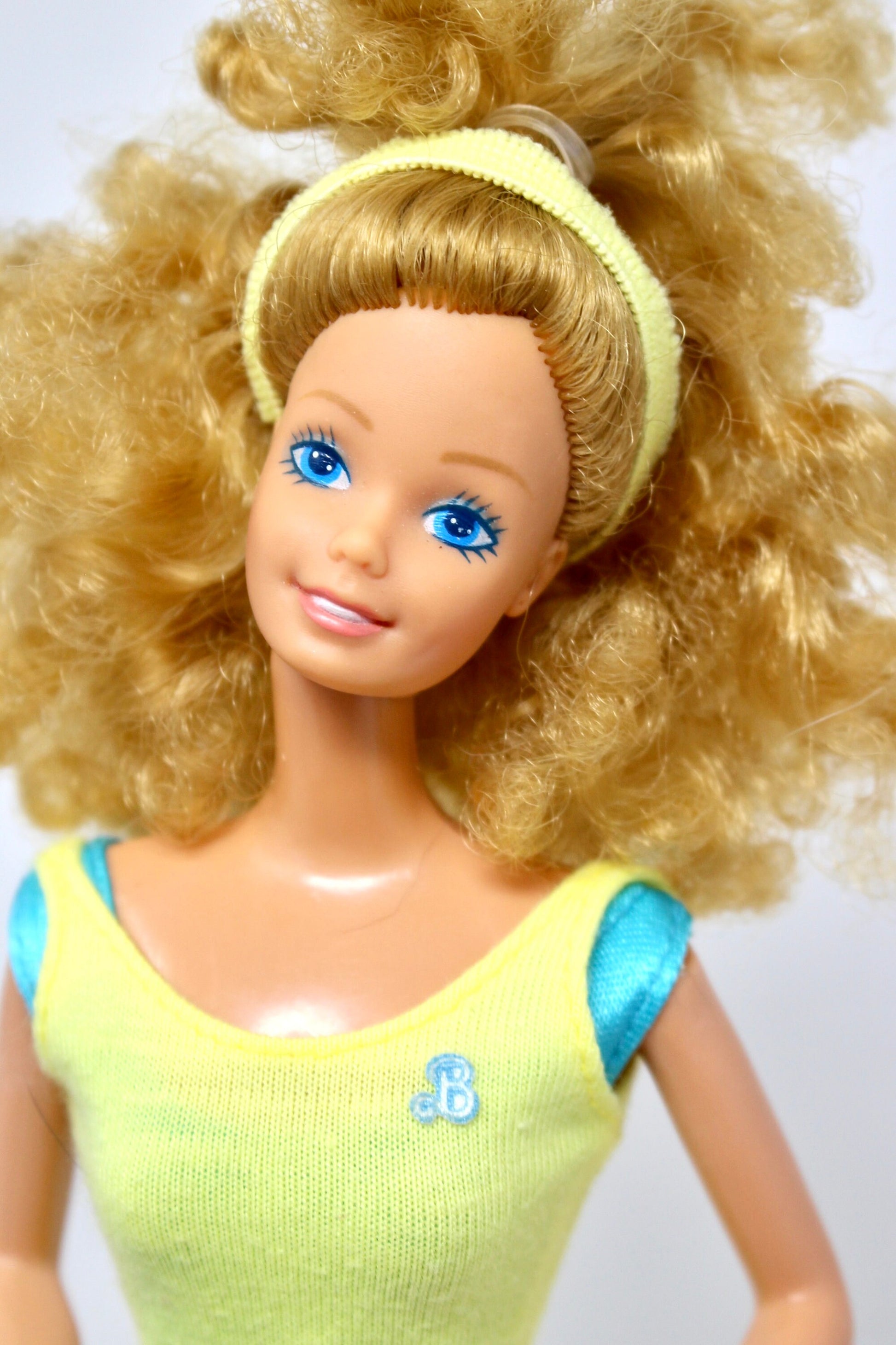 Magic Curl Barbie Doll in Great Shapes and 2183 Fashions, Vintage Superstar Era Yellow Curly Hair Barbie Doll, Workout Barbie Gear Outfit